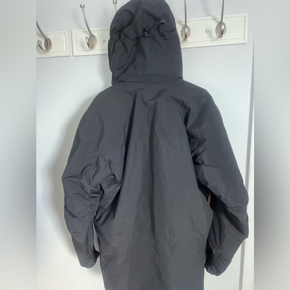 ARC'TERYX Jacket Men's
Large Black - Picture 2 of 11